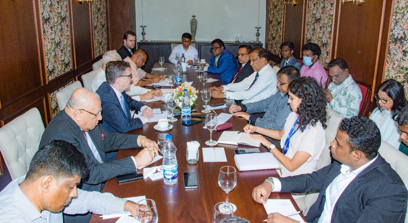 Ambassador’s Round Table Discussion